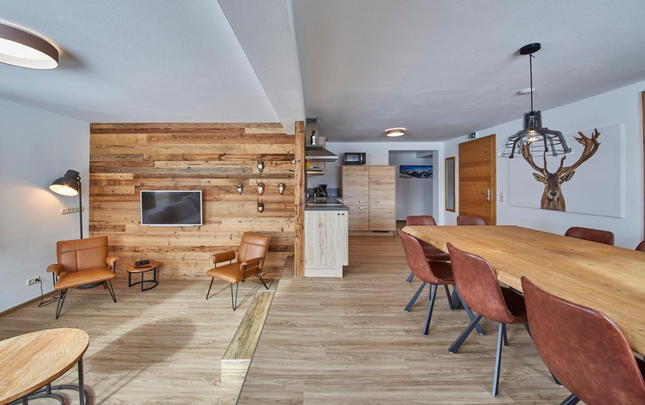 Glemm Lodge Apartments - Joker Card Im Sommer Inklusive Saalbach-Hinterglemm Exterior photo