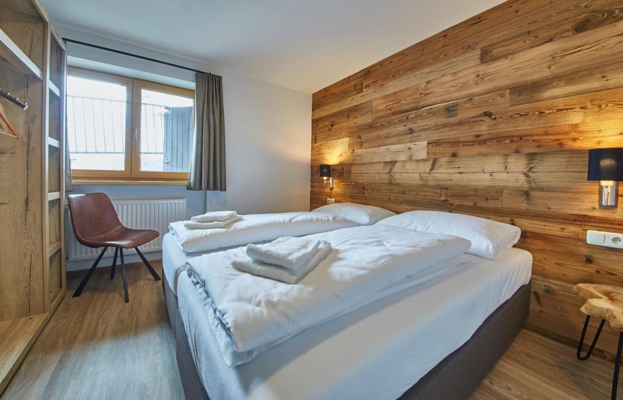 Glemm Lodge Apartments - Joker Card Im Sommer Inklusive Saalbach-Hinterglemm Exterior photo